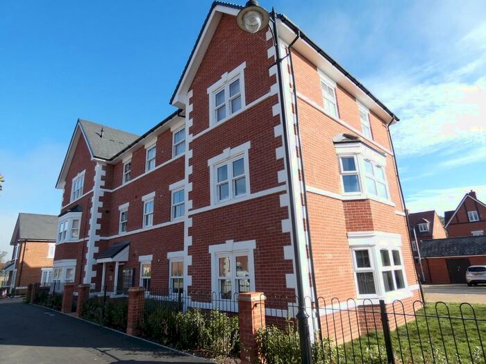2 Bedroom Ground Flat To Rent In Martell Drive, Kempston, MK42