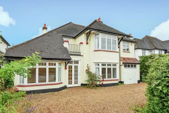 5 Bedroom Detached House To Rent In Ember Lane, East Molesey, KT8