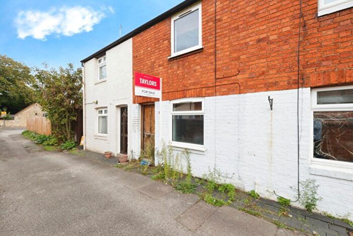 2 Bedroom Terraced House For Sale In Swan Terrace, Stony Stratford, Milton Keynes, Buckinghamshire, MK11