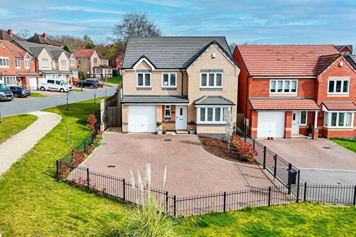 5 Bedroom Detached House For Sale In Lortas Mews, Nottingham, NG5