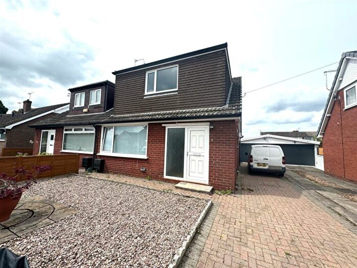 3 Bedroom Semi-Detached Bungalow To Rent In Balfour Close, Haslington, Crewe, CW1