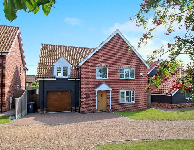 5 Bedroom Detached House For Sale In Amberley Close, Blythburgh, Halesworth, Suffolk, IP19