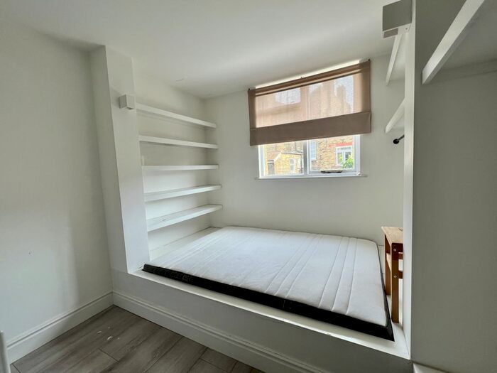 Studio To Rent In Claremont Road, London, W9