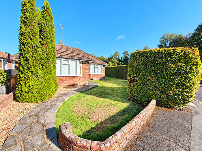 2 Bedroom Detached Bungalow For Sale In Halfpenny Close, Guildford, GU4
