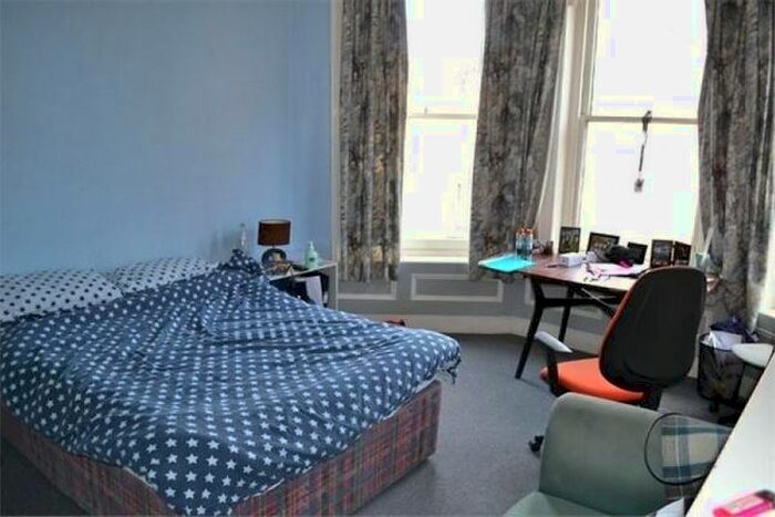 3 Bedroom Flat To Rent In Hampton Road, Redland, Bristol BS6