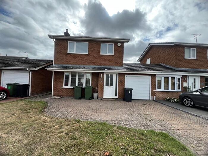 3 Bedroom Link Detached House To Rent In Fairoaks Crescent, Llay, Wrexham, LL12