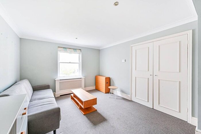 1 Bedroom Flat For Sale In Warrington Gardens, Little Venice, London, W9