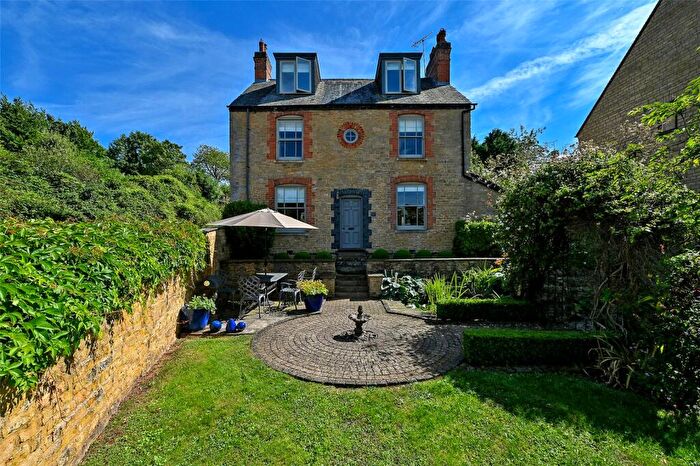 5 Bedroom Detached House To Rent In Dancers Hill, Charlbury, Chipping Norton, Oxfordshire, OX7