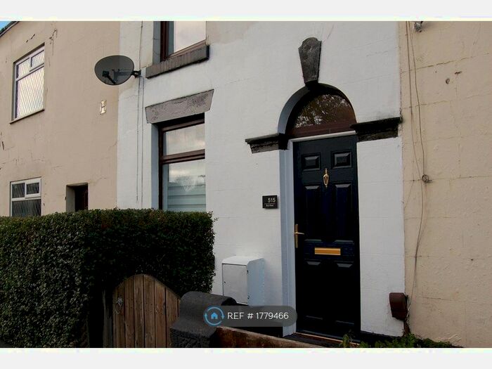 3 Bedroom Terraced House To Rent In Bury Road, Bolton, BL2