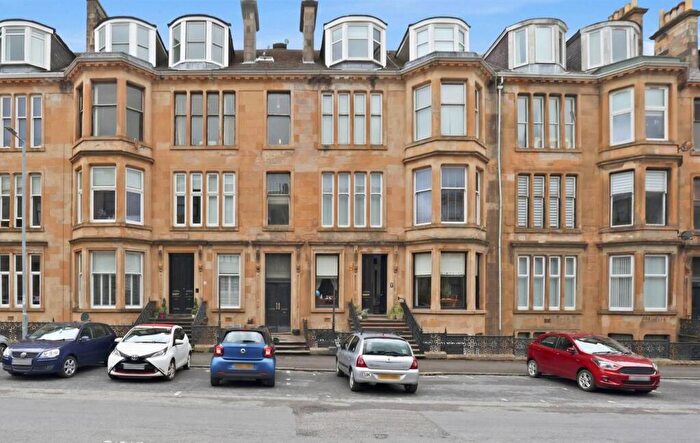 2 Bedroom Flat For Sale In Brisbane Street, Greenock, PA16