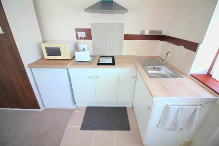 Studio To Rent In Magdala Road, Isleworth, TW7