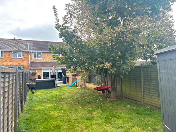 2 Bedroom End Of Terrace House For Sale In Burbush Close, Holbury, Southampton, Hampshire, SO45