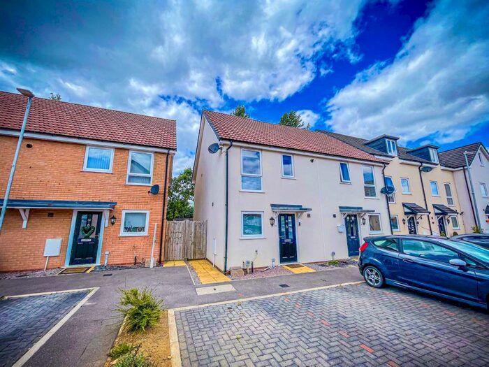 2 Bedroom Semi-Detached House To Rent In Cherry Paddocks, Cherry Willingham, Lincoln, LN3