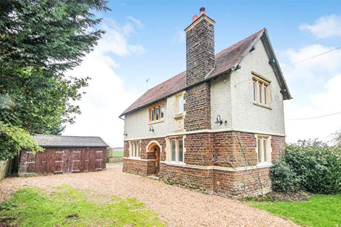 2 Bedroom Detached House For Sale In Late School House, Potsgrove, Bedfordshire, MK17
