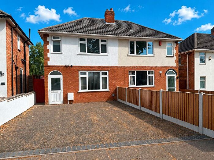 2 Bedroom Semi Detached House For Sale In Normanton Avenue, Birmingham, West Midlands, B26