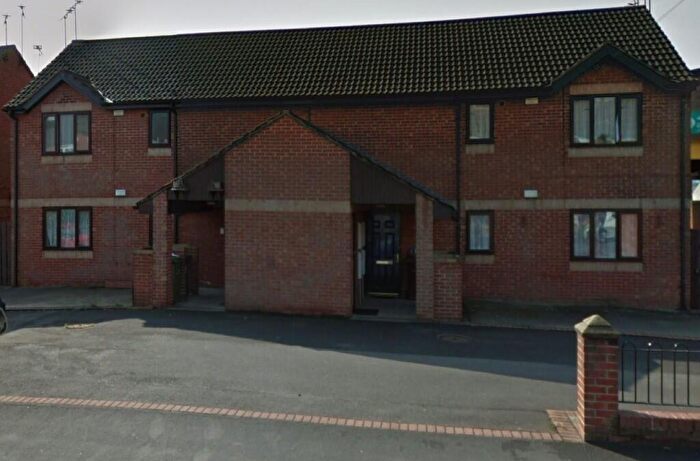 2 Bedroom Flat To Rent In Parkinson Avenue, Scunthorpe, Lincolnshire, DN15