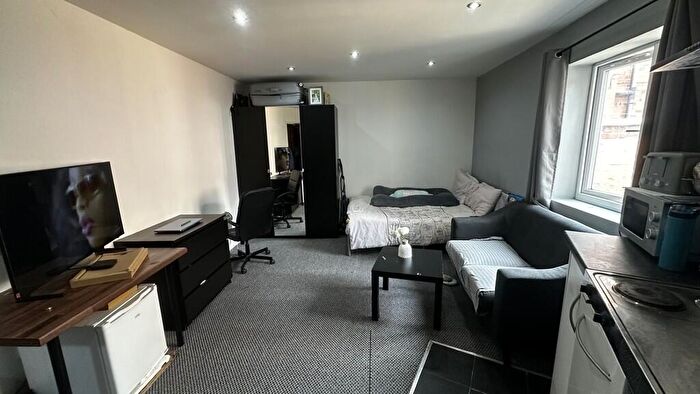 Studio To Rent In Walsgrave Road Flat, CV2