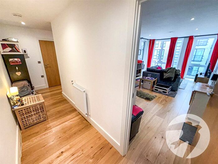 1 Bedroom Flat For Sale In Grove Place, London, SE9