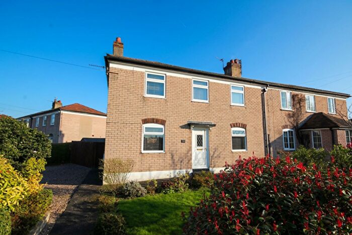 3 Bedroom Semi-Detached House For Sale In Barrymore Road, Weaverham, CW8