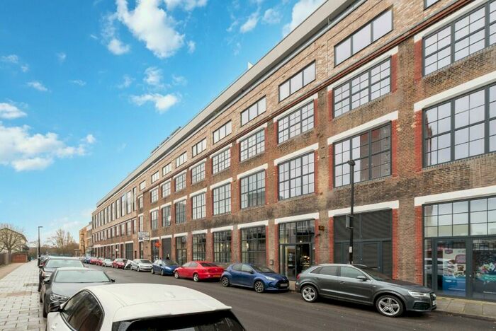 2 Bedroom Apartment To Rent In Childers Street, London, SE8