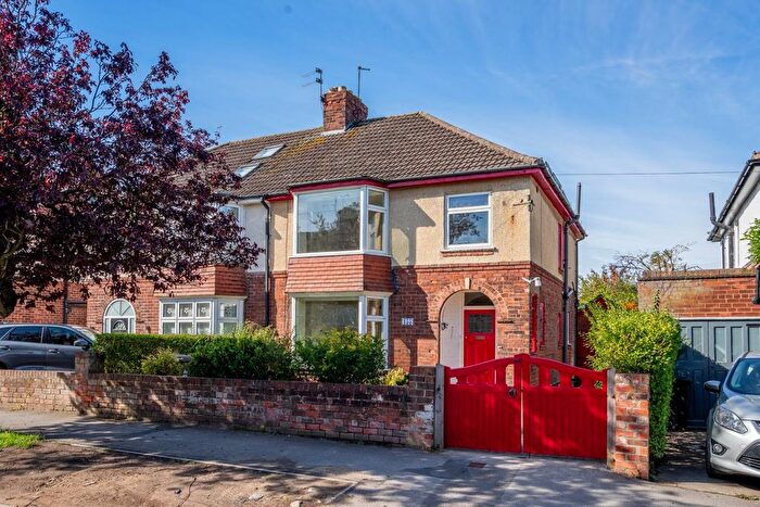 3 Bedroom Semi Detached House For Sale In Manor Drive North, York, YO26