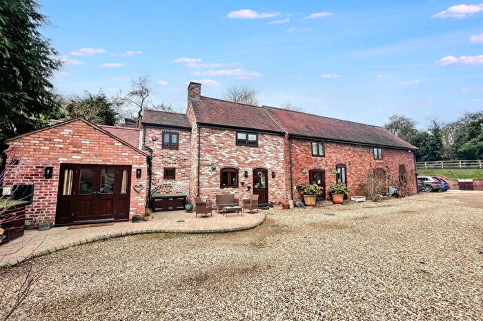 3 Bedroom Barn Conversion For Sale In Hyde Farm Barns The Hyde, Kinver, Nr. Stourbridge, DY7