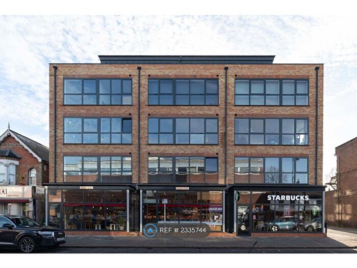 1 Bedroom Flat To Rent In Bridge House, Weybridge, KT13