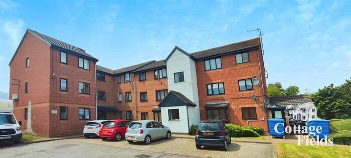 1 Bedroom Flat To Rent In Whitehead Close, London, N18