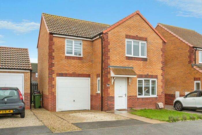 3 Bedroom Detached House For Sale In Ceres Grove, Scunthorpe, DN17