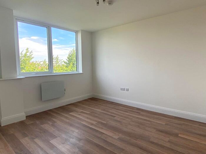 2 Bedroom Apartment To Rent In Trinity Point, New Road, Gravesend, DA11