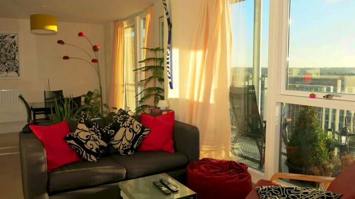 2 Bedroom Flat To Rent In Langley Walk, Edgbaston, Birmingham, B15