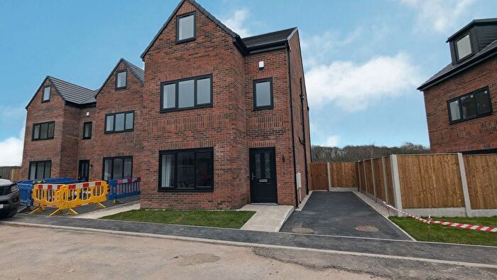 4 Bedroom Detached House For Sale In Heybrook Close, Wigan, Greater Manchester, WN2