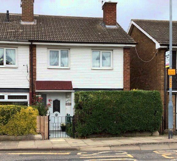 3 Bedroom End Of Terrace House To Rent In Fulbeck Road, Middlesbrough, TS3