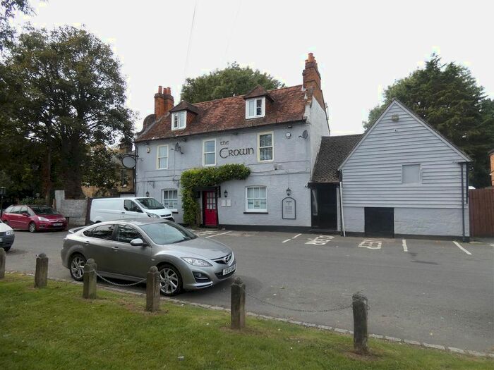 3 Bedroom Maisonette To Rent In Horton Road, Horton, Slough, SL3