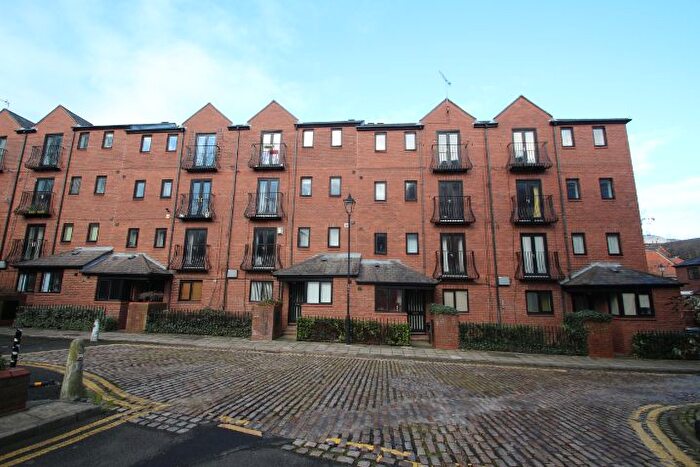 2 Bedroom Property To Rent In Blackfriars Court, Newcastle Upon Tyne, NE1