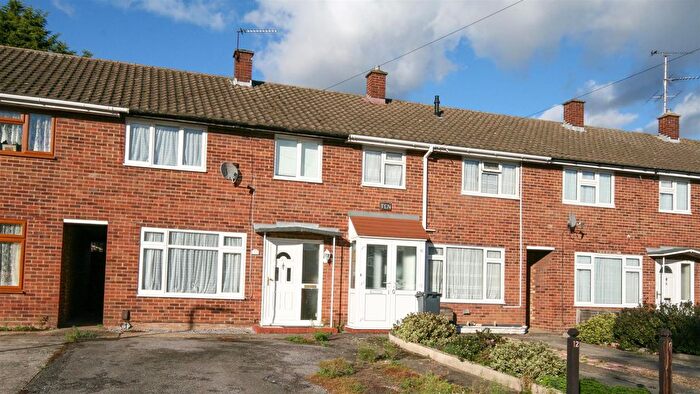 3 Bedroom Terraced House To Rent In Denny Road, Langley, Slough, SL3