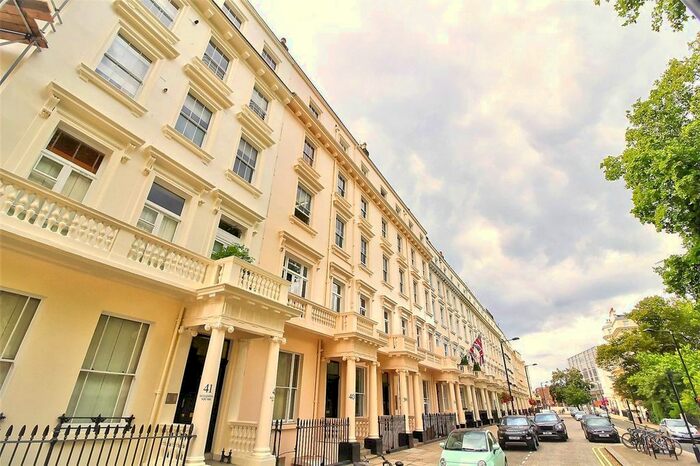 1 Bedroom Flat To Rent In Eccleston Square, Pimlico, London, SW1V