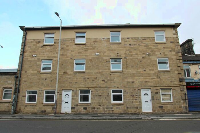 2 Bedroom Flat To Rent In Blackburn Road, Accrington, BB5