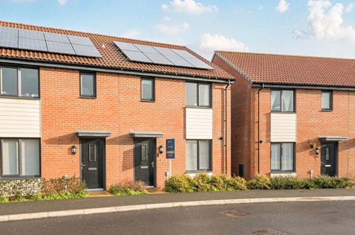 3 Bedroom Semi-Detached House For Sale In Fortibus Road, Exeter, EX2