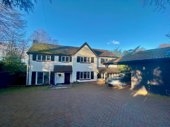 5 Bedroom Property To Rent In West End Road, Southampton SO18