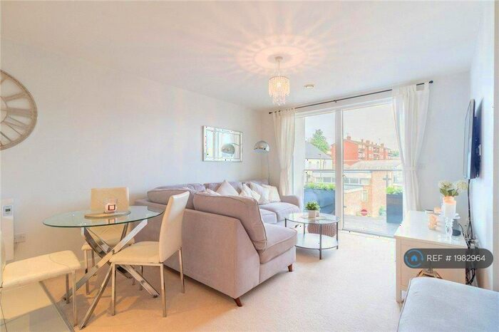 1 Bedroom Flat To Rent In Carolean Crescent, London, SE8