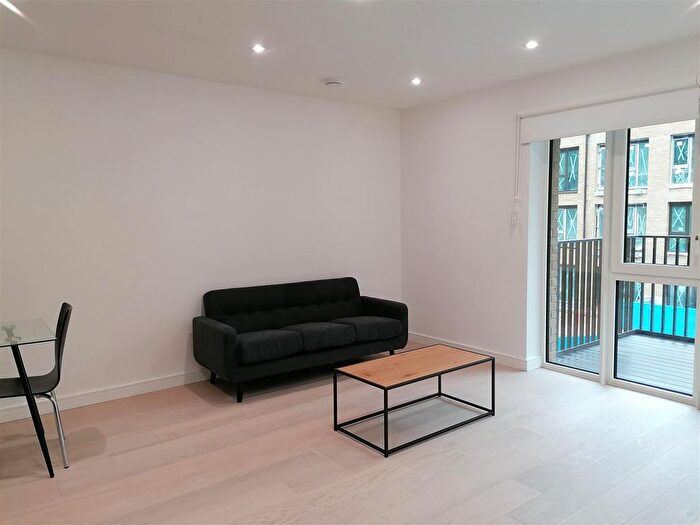 1 Bedroom Flat To Rent In Tierney Lane, London, W6
