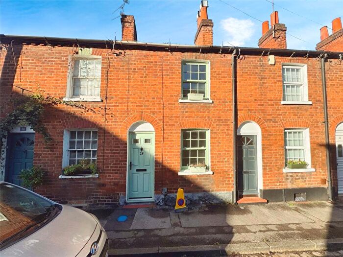 2 Bedroom Terraced House To Rent In St Johns Hill, Reading, Berkshire, RG1