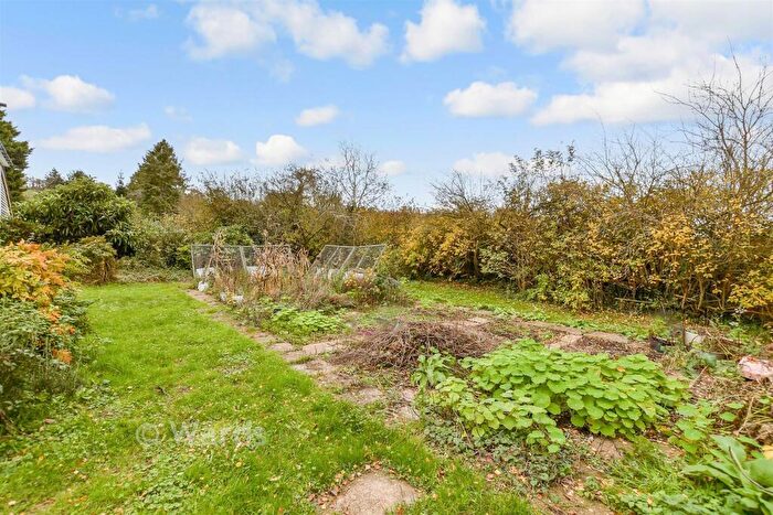 3 Bedroom End Of Terrace House For Sale In Perry Court Cottage, Garlinge Green, Canterbury, Kent, CT4