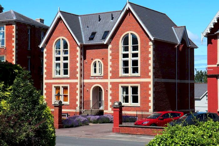 2 Bedroom Flat To Rent In Western Road, Cheltenham, GL50