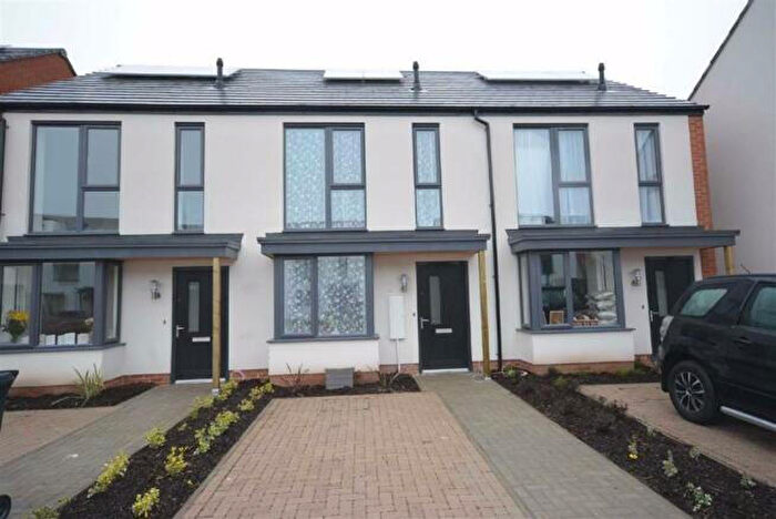 2 Bedroom House To Rent In Dumfries Drive, Derby, DE22