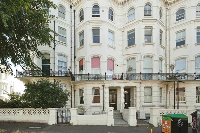 2 Bedroom Flat For Sale In Denmark Terrace, Brighton, BN1