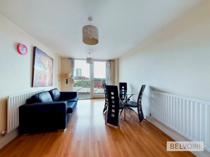 2 Bedroom Flat To Rent In Park Central, Masons Way, Birmingham, B15