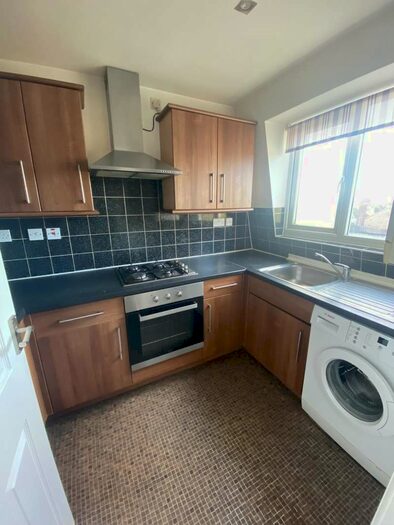 2 Bedroom Flat To Rent In 504b Northolt Road, HA2
