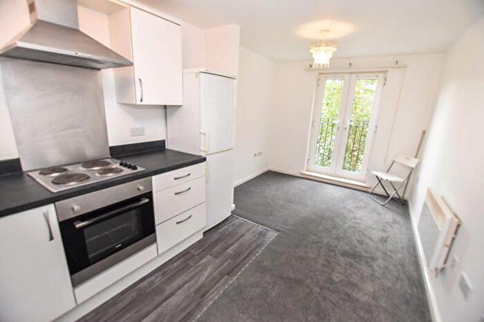 1 Bedroom Flat To Rent In Waterside Gardens, The Valley, Bolton, BL1